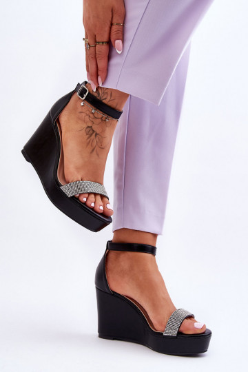 Sandali con plateau in colore nero Arwen 2