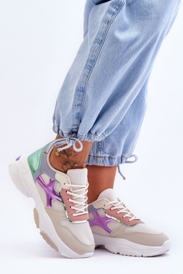 Scarpe modello sneakers con lacci colore beige-verde Cortes 2