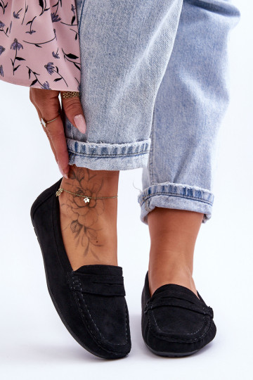 Eleganti mocassini in pelle scamosciata di colore nero Lenvie 2