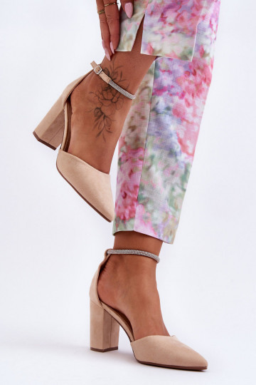 Scarpe in camoscio con occhielli scintillanti nel colore beige Diamond