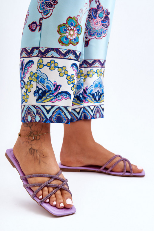 Pantofole con cinturini I Viola Leomi