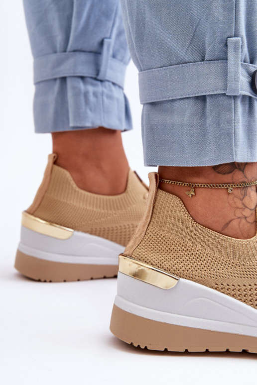 Scarpe sportive Visconti color sabbia dal modello sorprendente