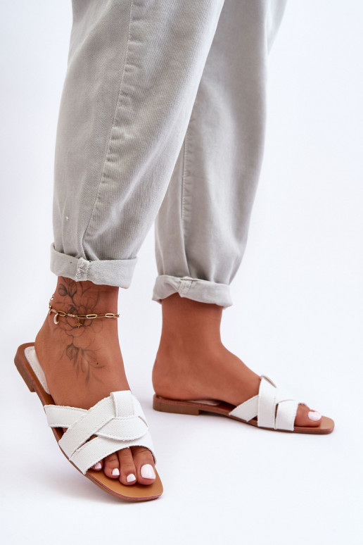 Ciabatte colore bianco Aversa Ciabatte colore bianco Aversa