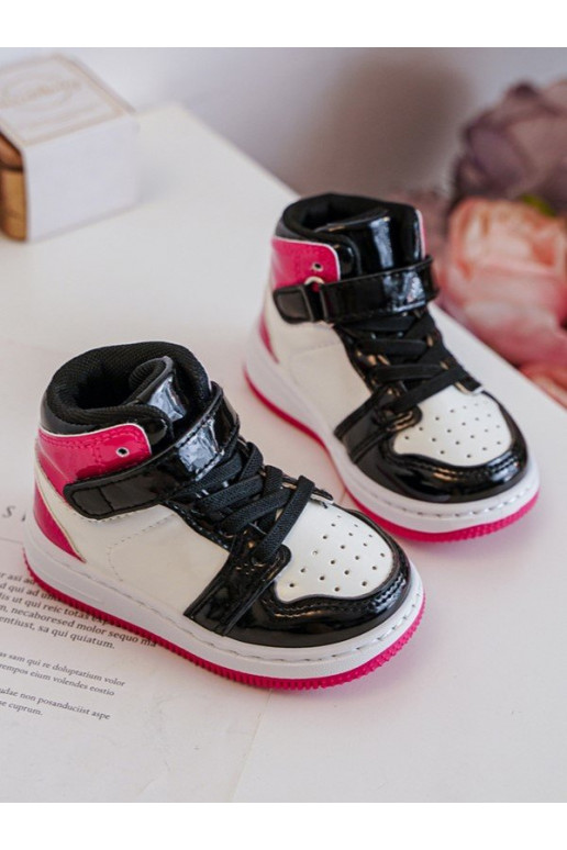 Scarpe sportive per bambini con effetto laccato nel colore rosa-bianco Milara Scarpe sportive per bambini con effetto laccato nel colore rosa-bianco Milara