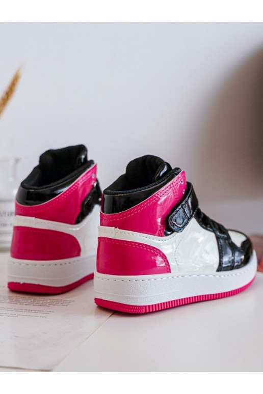 Scarpe sportive per bambini con effetto laccato nel colore rosa-bianco Milara Scarpe sportive per bambini con effetto laccato nel colore rosa-bianco Milara