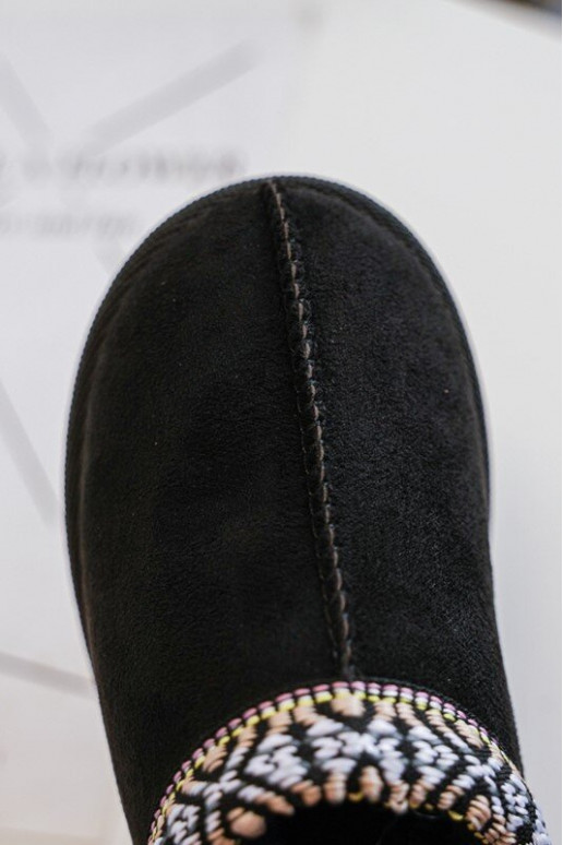 Pantofole per bambini di un modello resistente da riscaldare nel colore nero Olivane Pantofole per bambini di un modello resistente da riscaldare nel colore nero Olivane