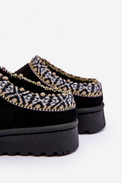 Pantofole per bambini di un modello resistente da riscaldare nel colore nero Olivane