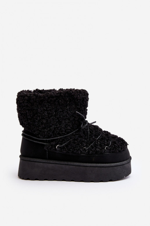 Stivali invernali stringati con suola massiccia in colore nero Loso Stivali invernali stringati con suola massiccia in colore nero Loso