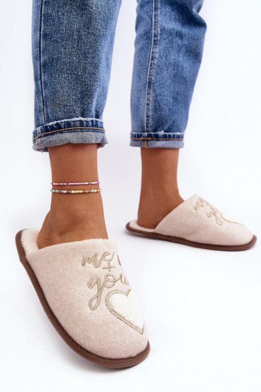 Pantofole modello classico Colore beige caldo Mabira del modello resistente