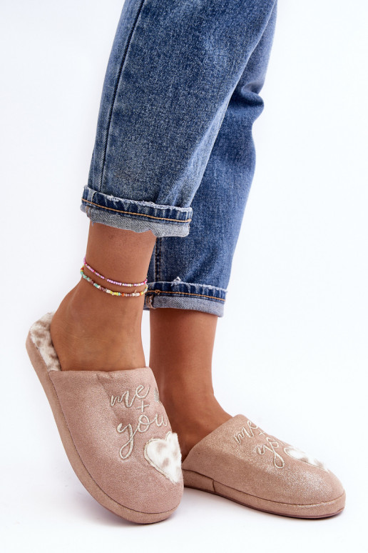 con pantofole lucide rosa Geraja con pantofole lucide rosa Geraja