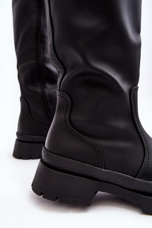 Stivali caldi con tacco largo in colore nero Desiren Stivali caldi con tacco largo in colore nero Desiren