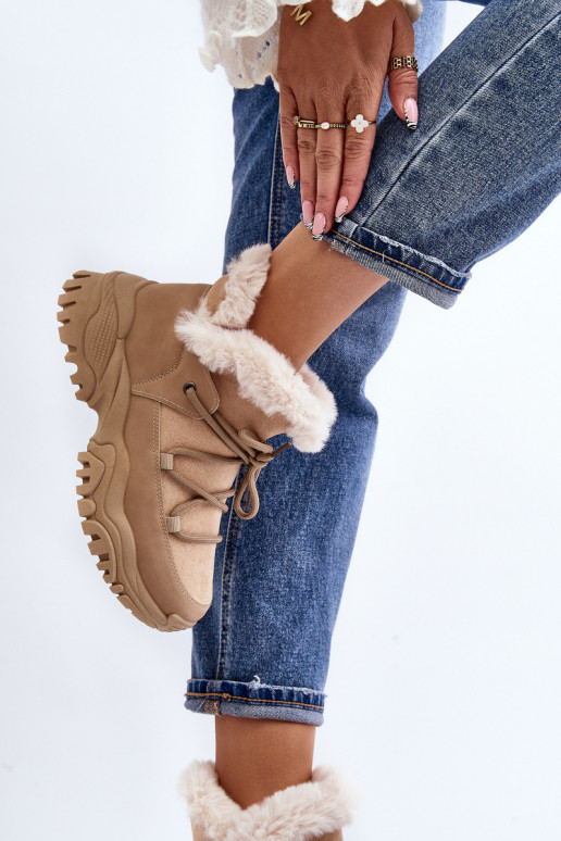 Stivali da donna con pelo beige Cresandi Stivali da donna con pelo beige Cresandi