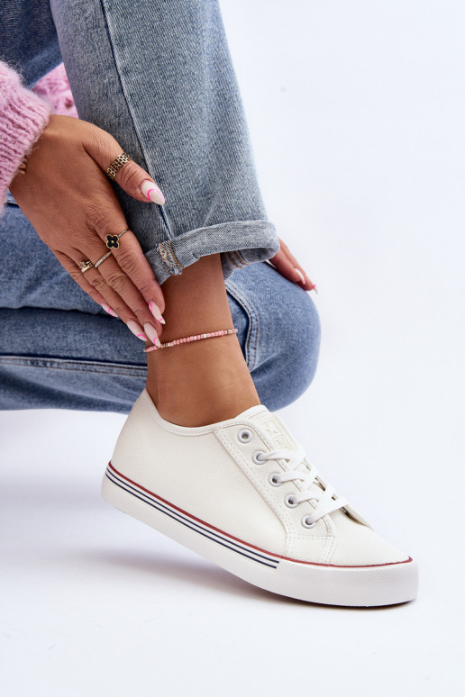 Scarpe da donna realizzate in ecopelle nel colore bianco Lirean