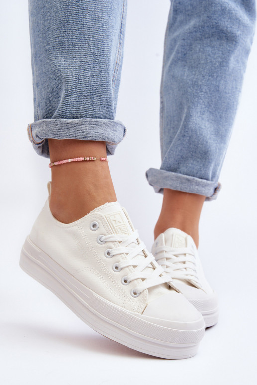 Sneakers in tessuto nel colore bianco Staneva