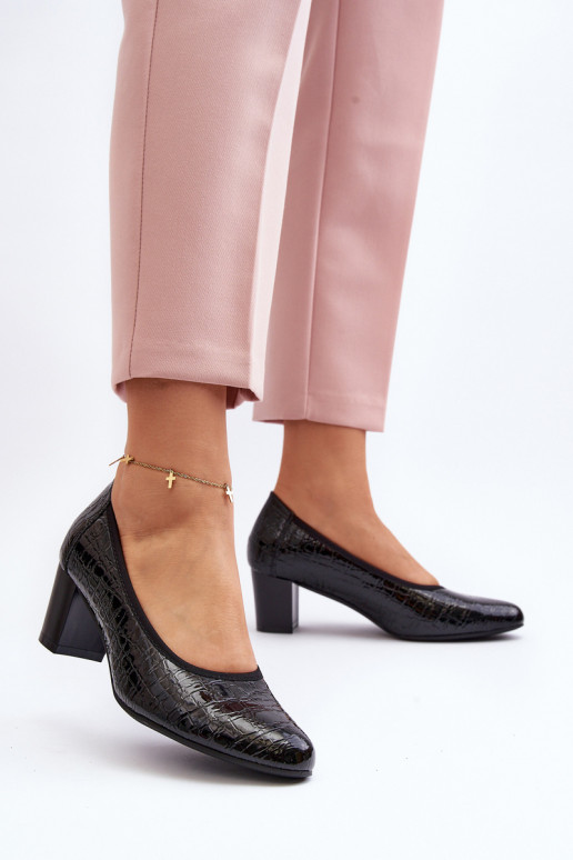 con effetto laccato Scarpe con impronta colore nero Cynania con effetto laccato Scarpe con impronta colore nero Cynania