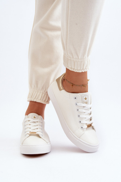 Scarpe per il tempo libero realizzate in ecopelle nel colore bianco Tiraelle