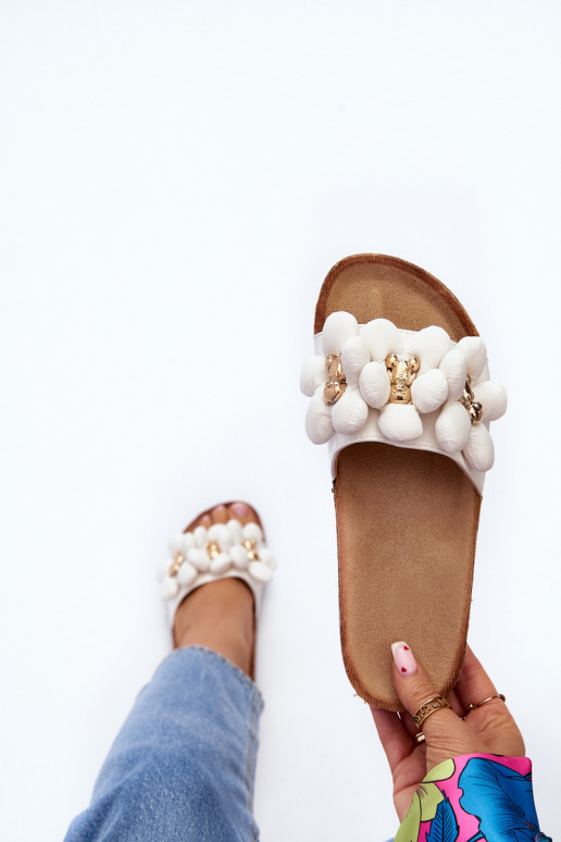 Pantofole da donna con bellissimi dettagli in colore bianco Bunlia