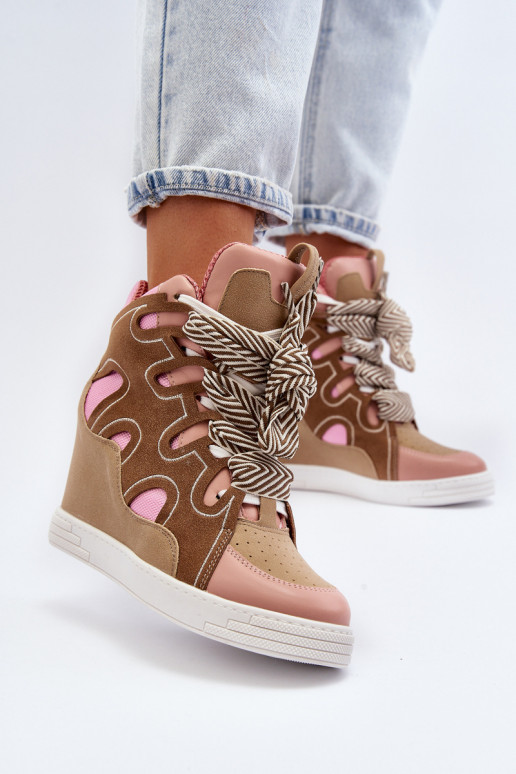 Scarpe da ginnastica modello scarpe rosa colore Leoppa