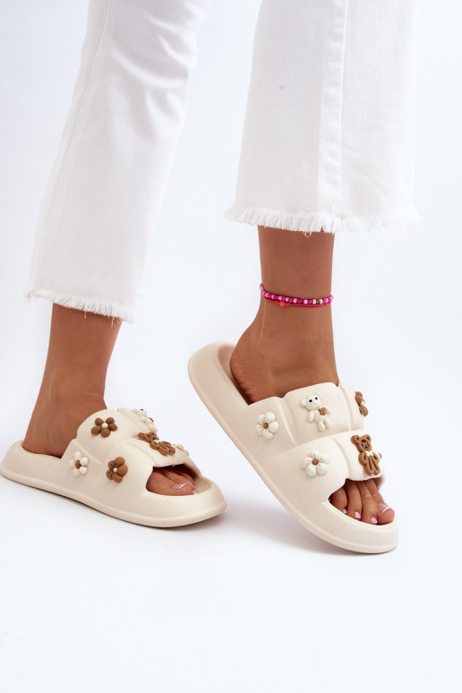 Pantofole leggere con bellissimi dettagli in Cambrina beige