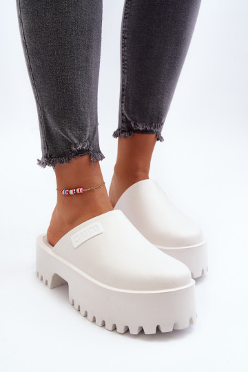 Pantofole con suola massiccia alla moda Big Star NN274015 colore bianco