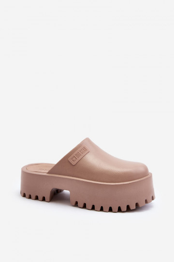 Pantofole con suola massiccia alla moda Big Star NN274016 beige 2