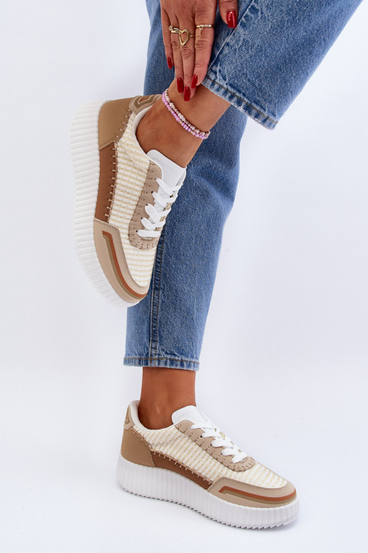 Scarpe modello sneakers con plateau color beige Redala