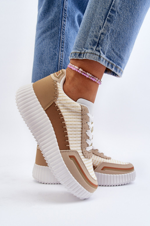Scarpe modello sneakers con plateau color beige Redala