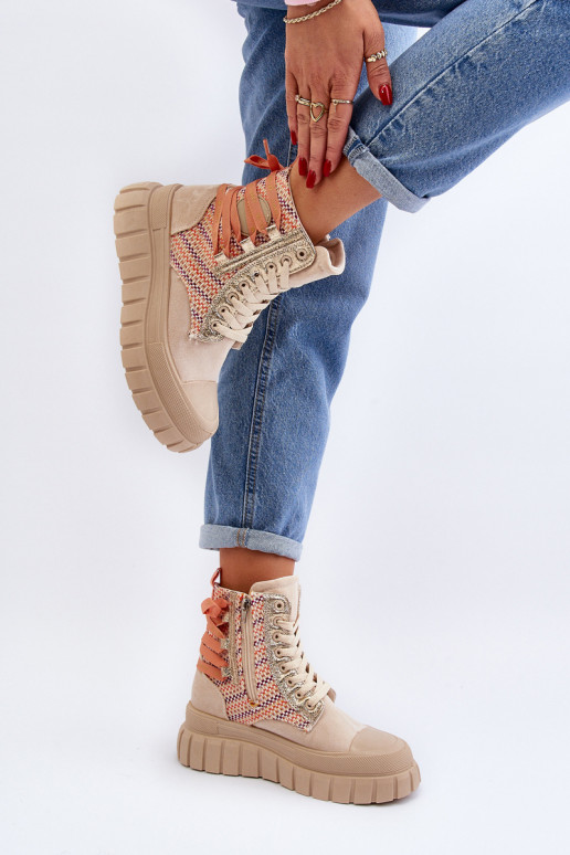 Scarpe per il tempo libero con plateau in colore beige Kernia