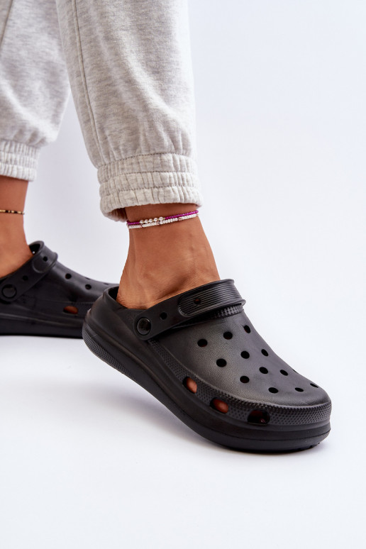 Ciabatte leggere in colore nero Ilariana Ciabatte leggere in colore nero Ilariana