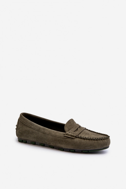 Mocassini da donna modello classico realizzati in pelle scamosciata colore kaki Glimris