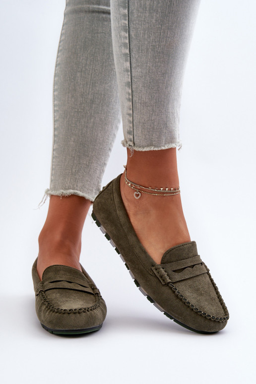 Mocassini da donna modello classico realizzati in pelle scamosciata colore kaki Glimris