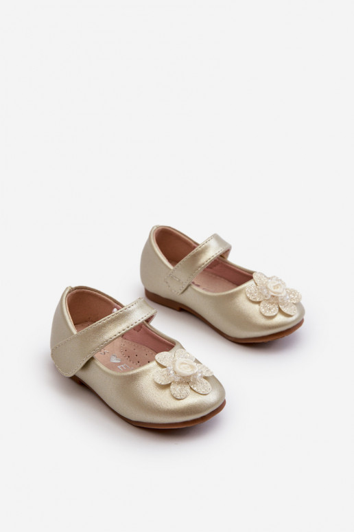 ballerine per bambini con chiusure adesive con ornamenti in colore oro Serinde ballerine per bambini con chiusure adesive con ornamenti in colore oro Serinde
