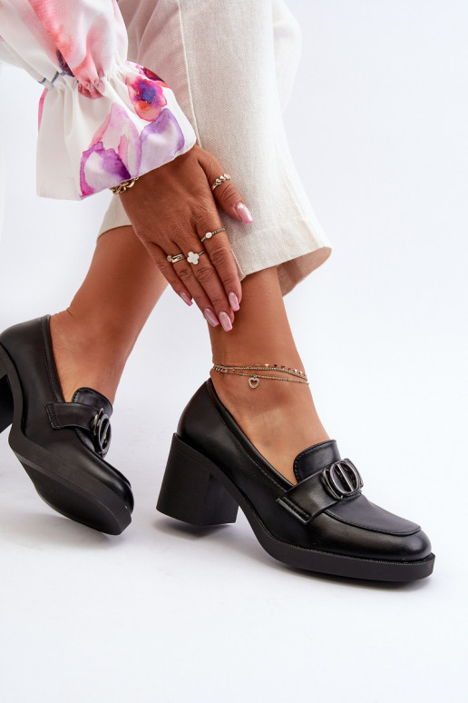 scarpe col tacco con ornamenti in Nedarea nera