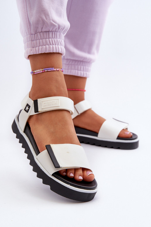 Sandali da donna con plateau Big Star NN274777 colore bianco