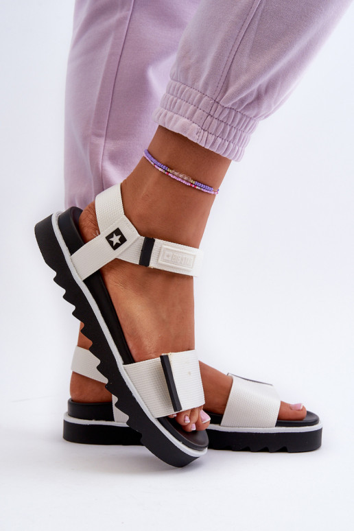 Sandali da donna con plateau Big Star NN274777 colore bianco