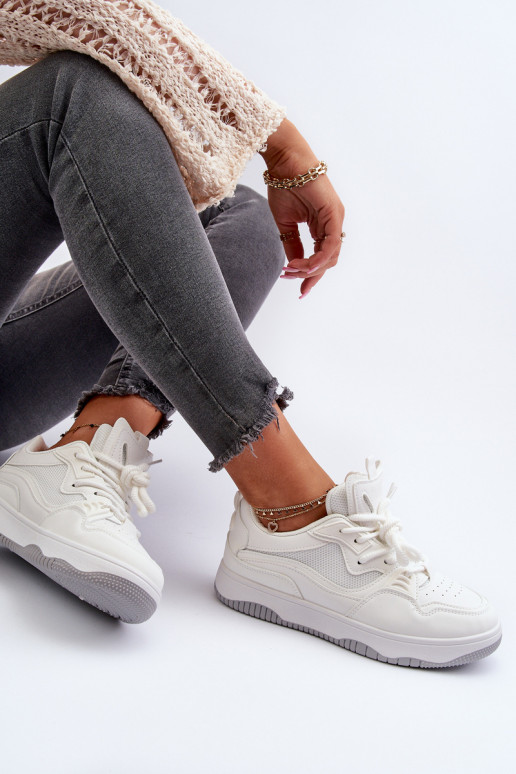 Scarpe modello sneakers con plateau in colore bianco Etnaria