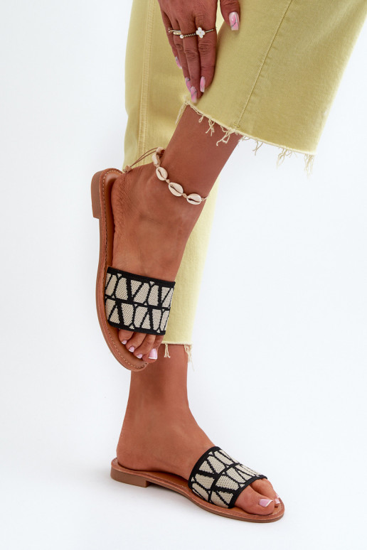 Infradito da donna con tacco largo in colore nero Traivea Infradito da donna con tacco largo in colore nero Traivea