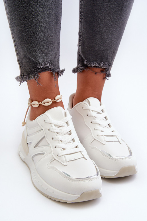 Scarpe modello sneakers realizzate in eco pelle di colore bianco Kaimans