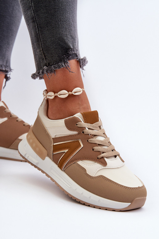 Scarpe modello sneakers realizzate in ecopelle colore marrone Vinelli