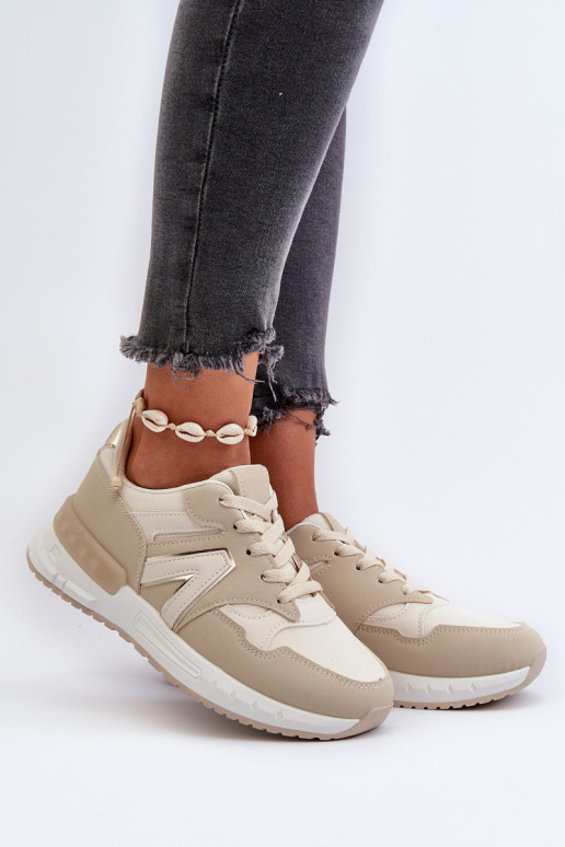 Scarpe modello sneakers realizzate in ecopelle beige Vinelli