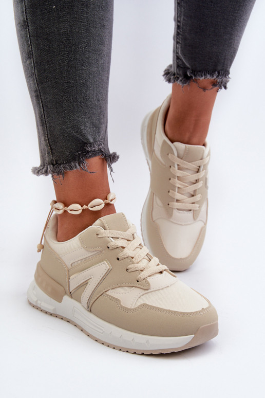 Scarpe modello sneakers realizzate in ecopelle beige Vinelli