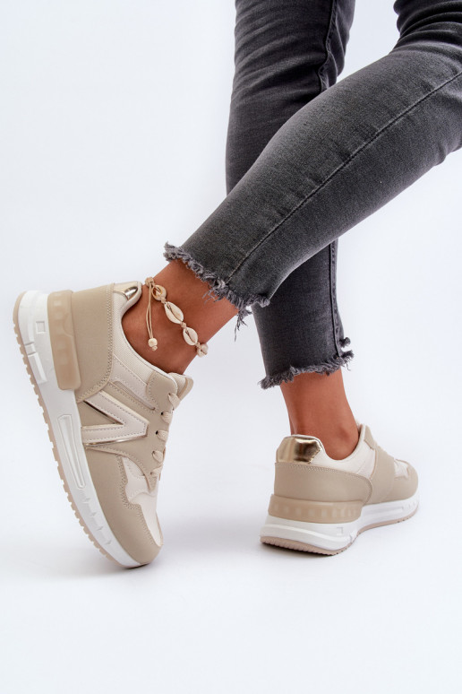 Scarpe modello sneakers realizzate in ecopelle beige Vinelli