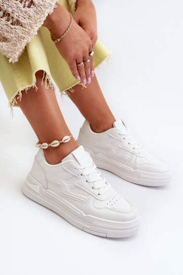 Scarpe modello sneakers con plateau realizzate in ecopelle di colore bianco Lynnette 2
