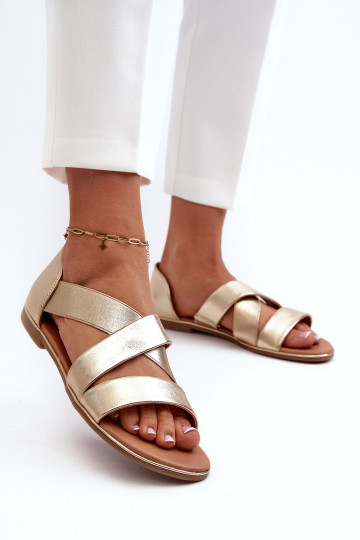 Sandali con fibbie in Puglia color oro 2