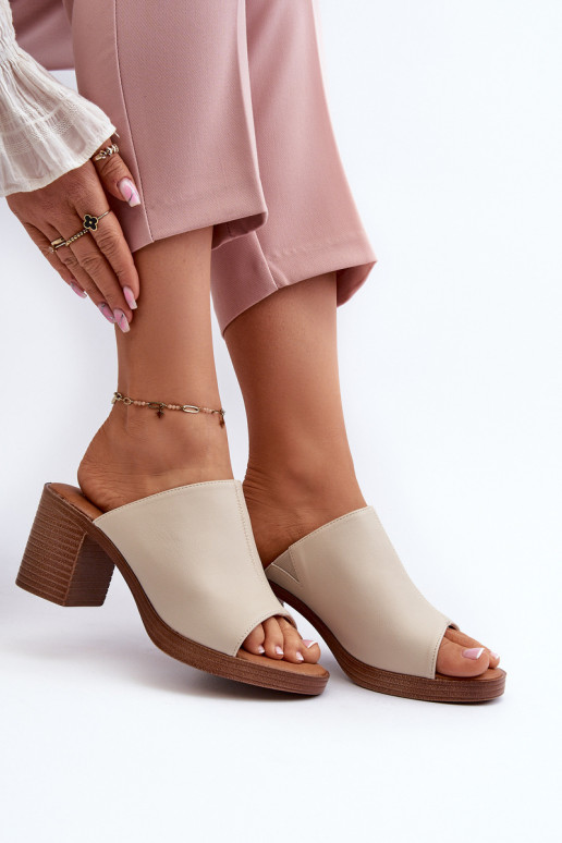 Pantofole da donna in stile elegante con tacco colore beige Varnila