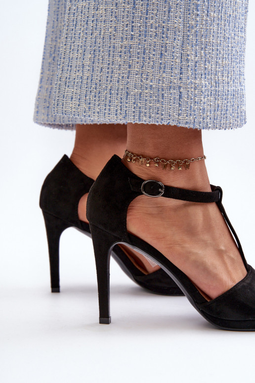 Sandali con tacco da donna realizzati in Eco Camoscio, Nero Obdaria Sandali con tacco da donna realizzati in Eco Camoscio, Nero Obdaria