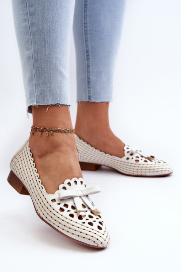 Ballerine traforate con nastri in colore bianco Instabile