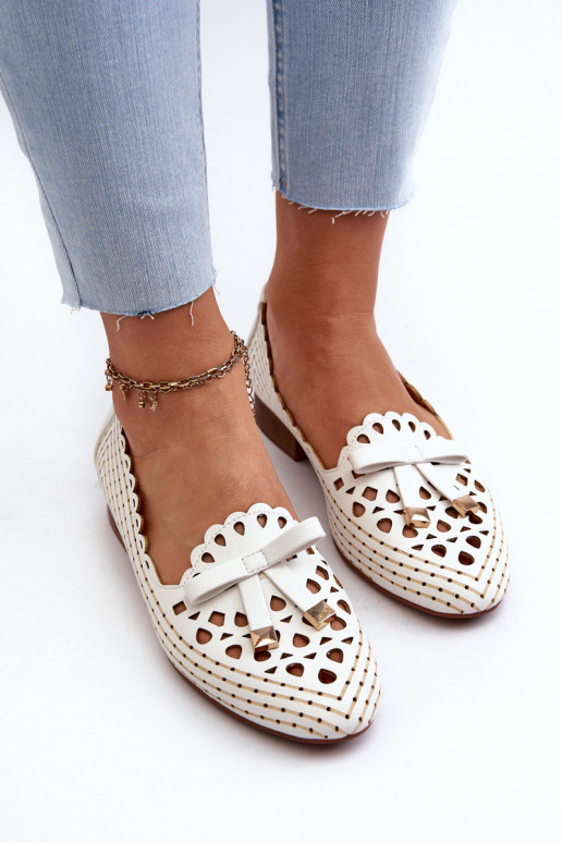Ballerine traforate con nastri in colore bianco Instabile