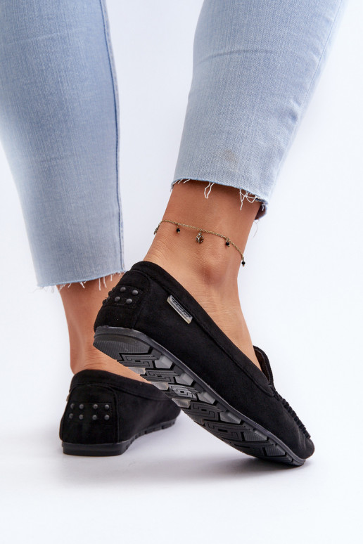 Mocassini da donna realizzati in Eco Camoscio Nero Amrutia