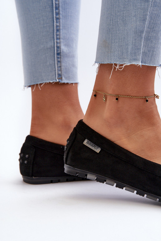 Mocassini da donna realizzati in Eco Camoscio Nero Amrutia